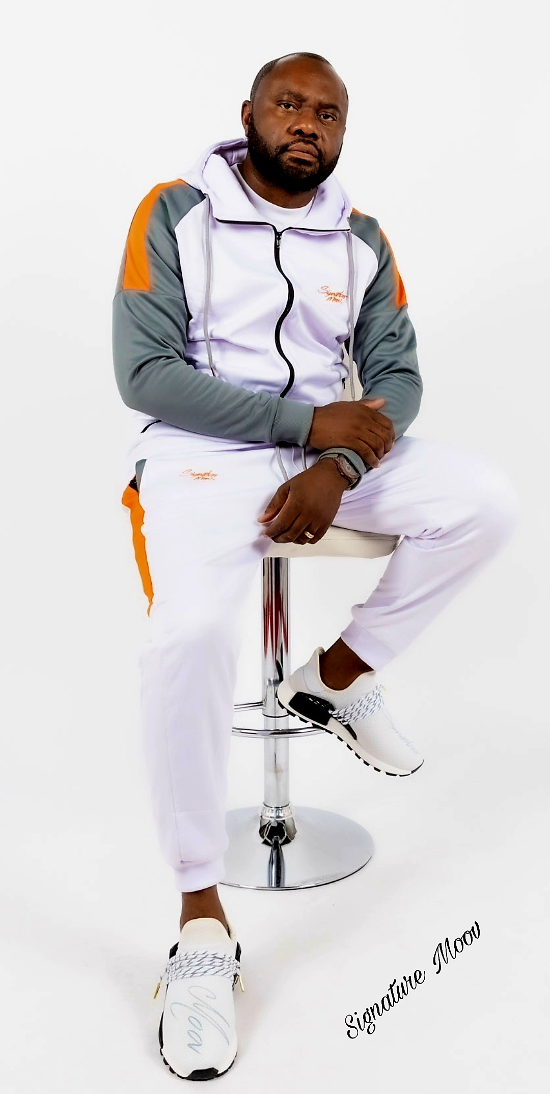 Signature Moov Sweat Suit