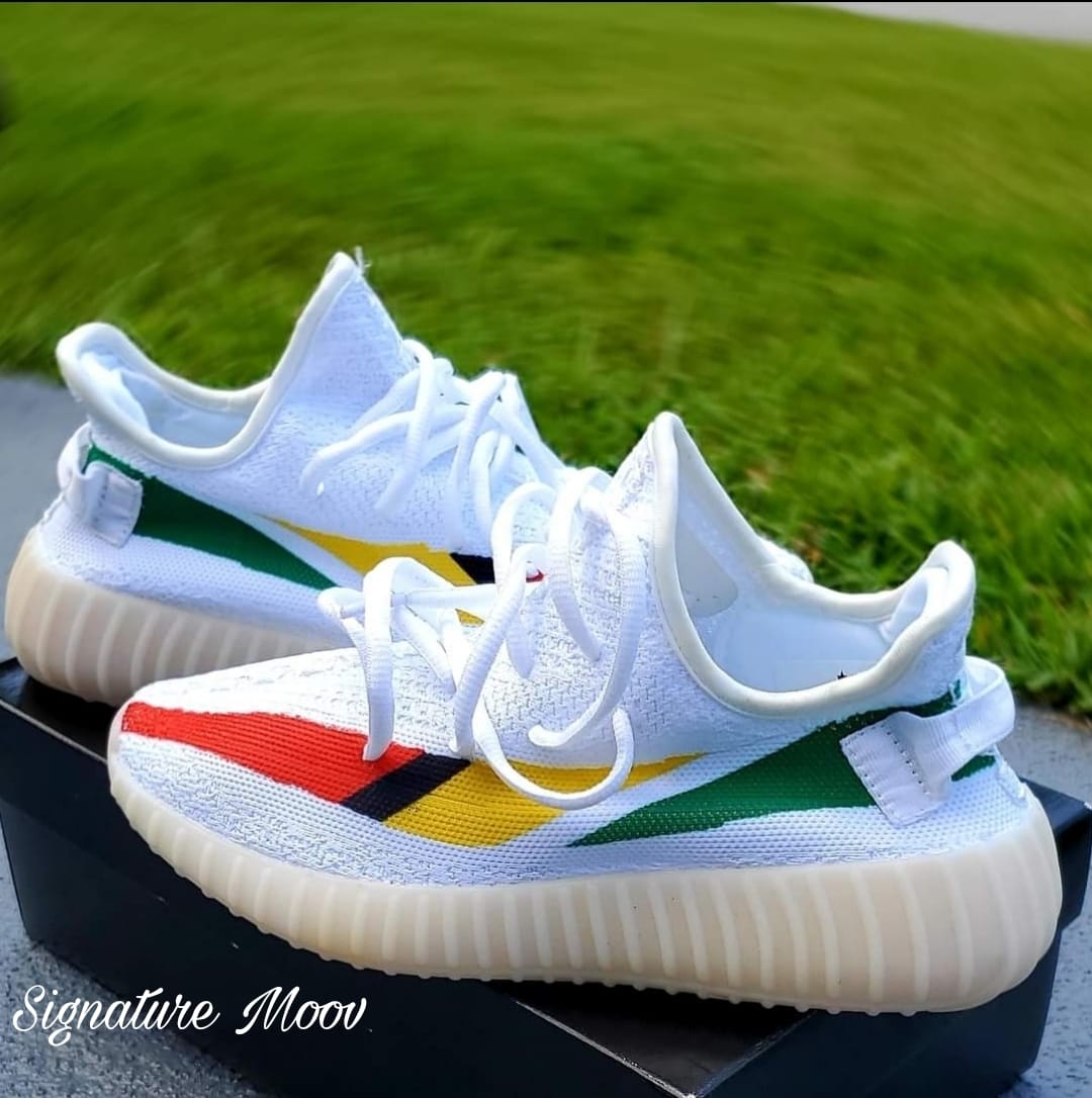 Signature Moov Sneakers- Women Sneakers